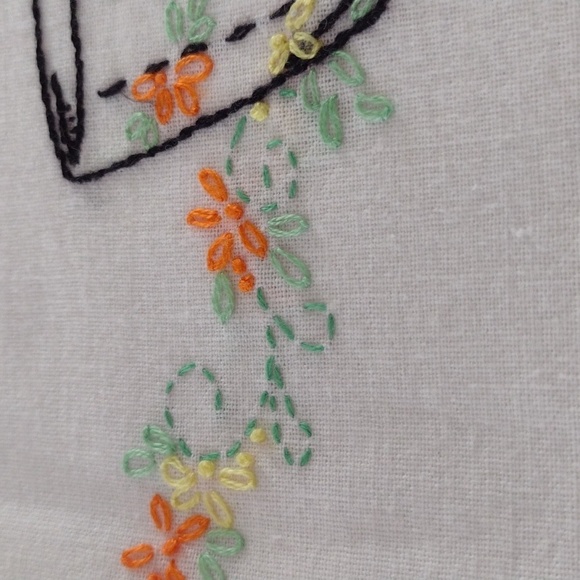 McCrory Corp Embroidered Flour Sack Kitchen Tea Towel Set - Picture 3 of 3